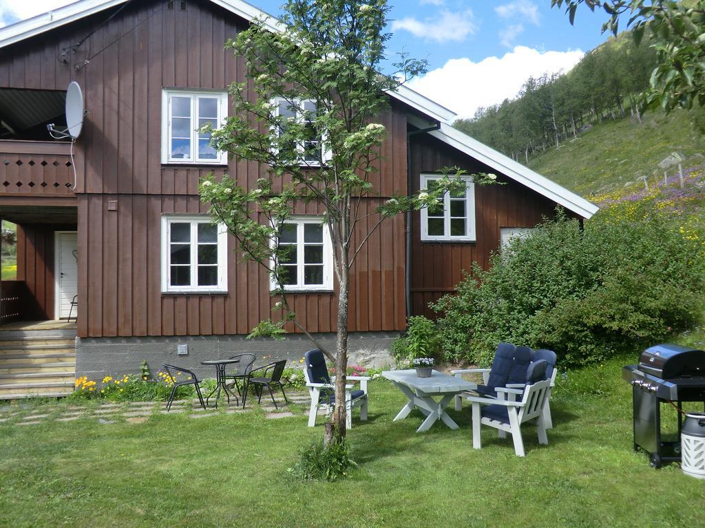 Husky Fjellgard Farm stay Haukeli